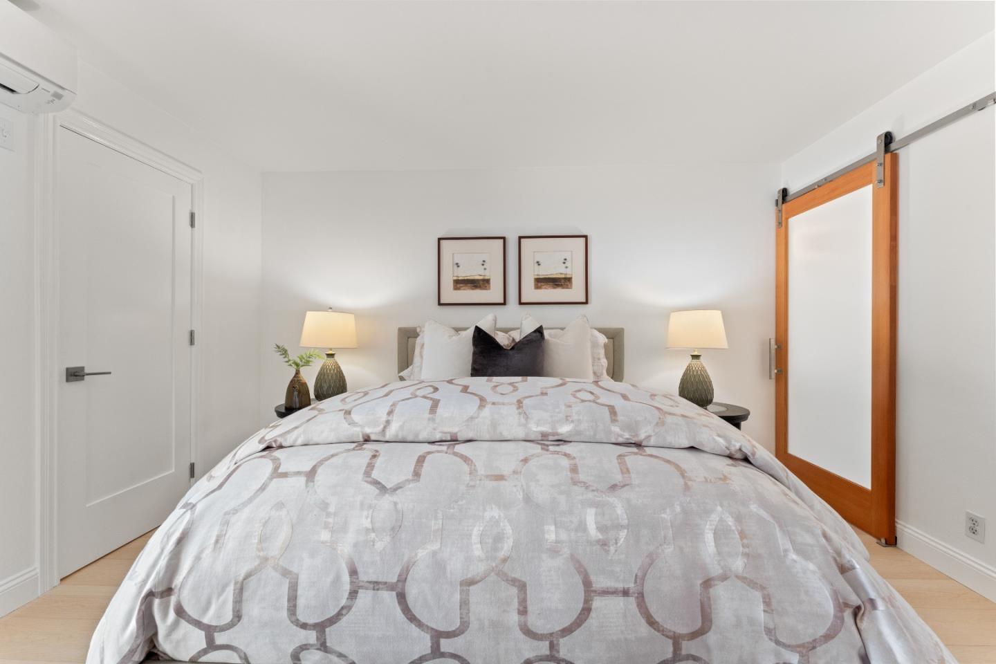 Detail Gallery Image 22 of 42 For 2140 Santa Cruz Ave #A303,  Menlo Park,  CA 94025 - 1 Beds | 1 Baths