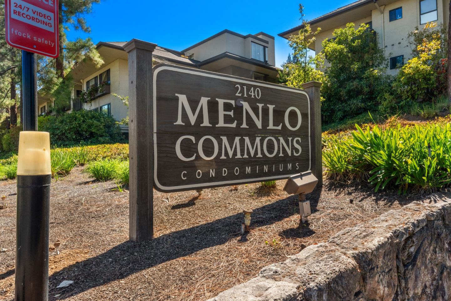 2140 Santa Cruz Avenue # A303, Menlo Park, California 94025, 1 Bedroom Bedrooms, ,1 BathroomBathrooms,Residential,For Sale,2140 Santa Cruz Avenue # A303,ML81982074