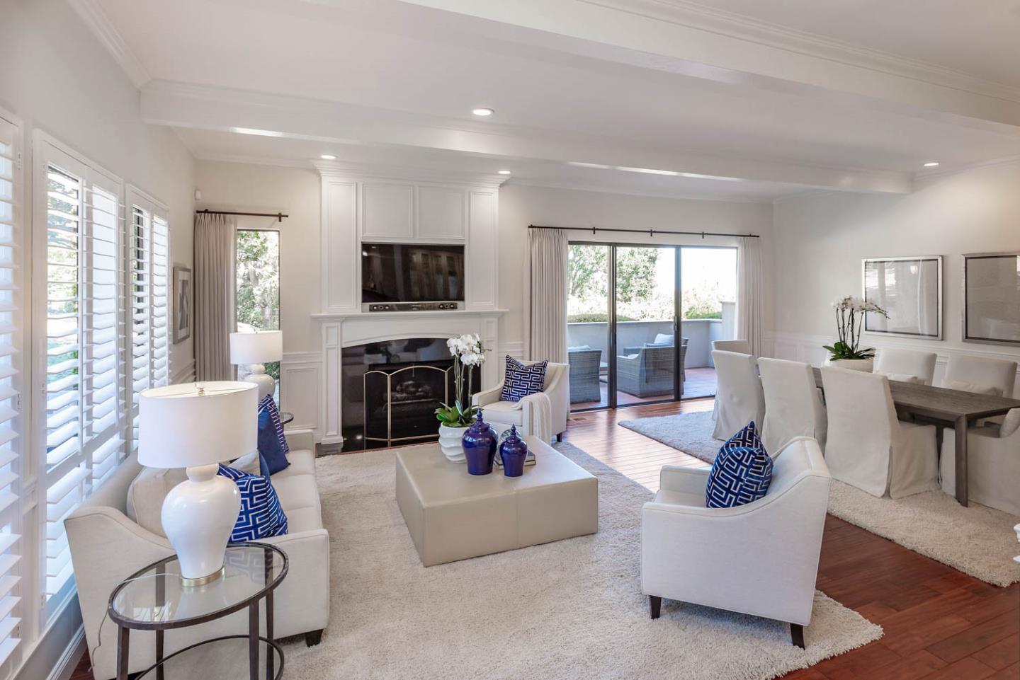 Detail Gallery Image 1 of 39 For 14 Mansion Ct #714,  Menlo Park,  CA 94025 - 3 Beds | 3/1 Baths