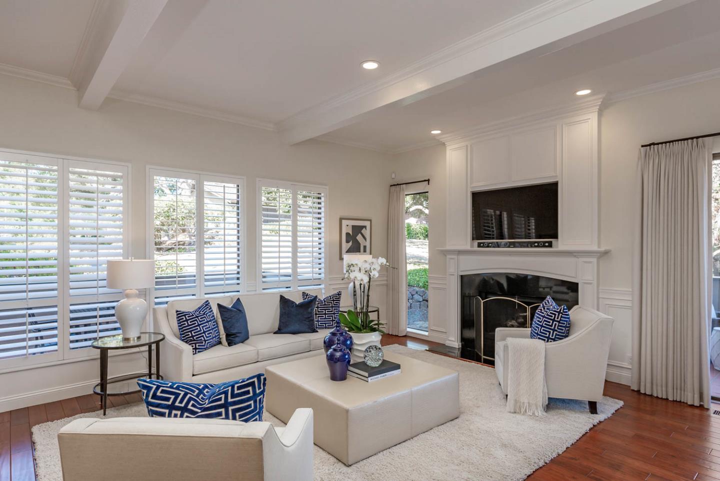 Detail Gallery Image 7 of 39 For 14 Mansion Ct #714,  Menlo Park,  CA 94025 - 3 Beds | 3/1 Baths