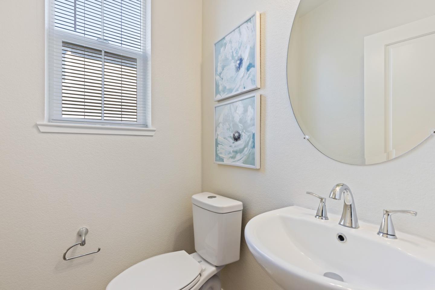 Detail Gallery Image 14 of 41 For 6122 Golden Vista Dr, San Jose,  CA 95123 - 3 Beds | 3/1 Baths