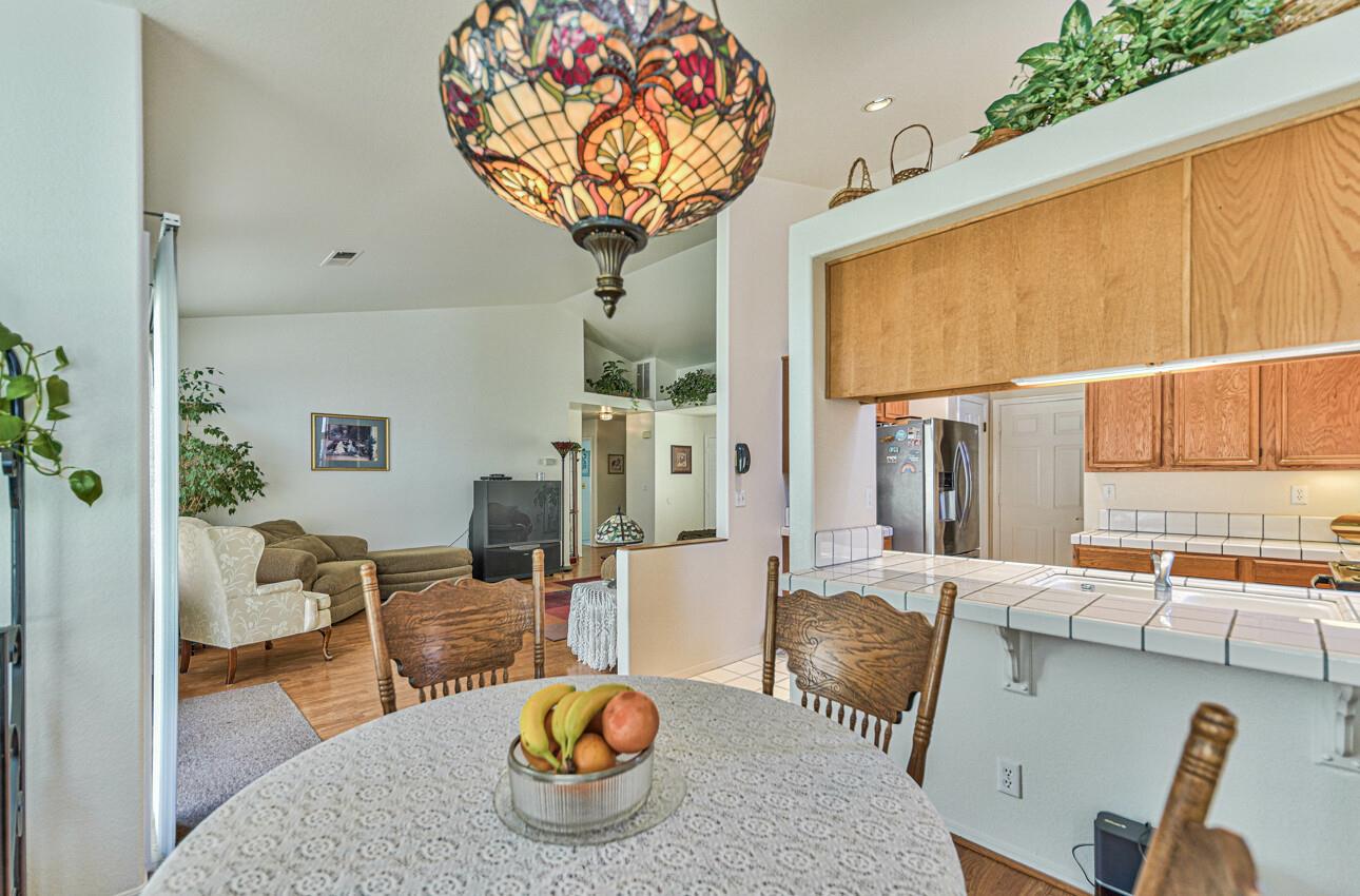 Detail Gallery Image 10 of 31 For 678 Cuesta Ct, Soledad,  CA 93960 - 3 Beds | 2 Baths