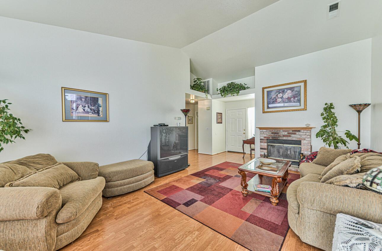 Detail Gallery Image 7 of 31 For 678 Cuesta Ct, Soledad,  CA 93960 - 3 Beds | 2 Baths