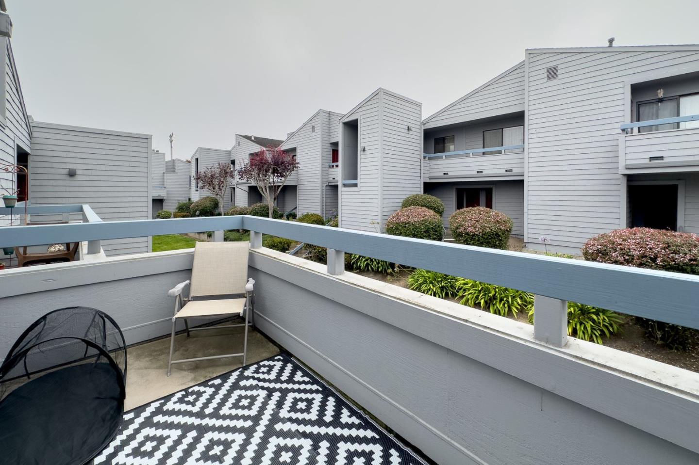 Detail Gallery Image 22 of 30 For 3095 Marina Dr #30,  Marina,  CA 93933 - 2 Beds | 2 Baths