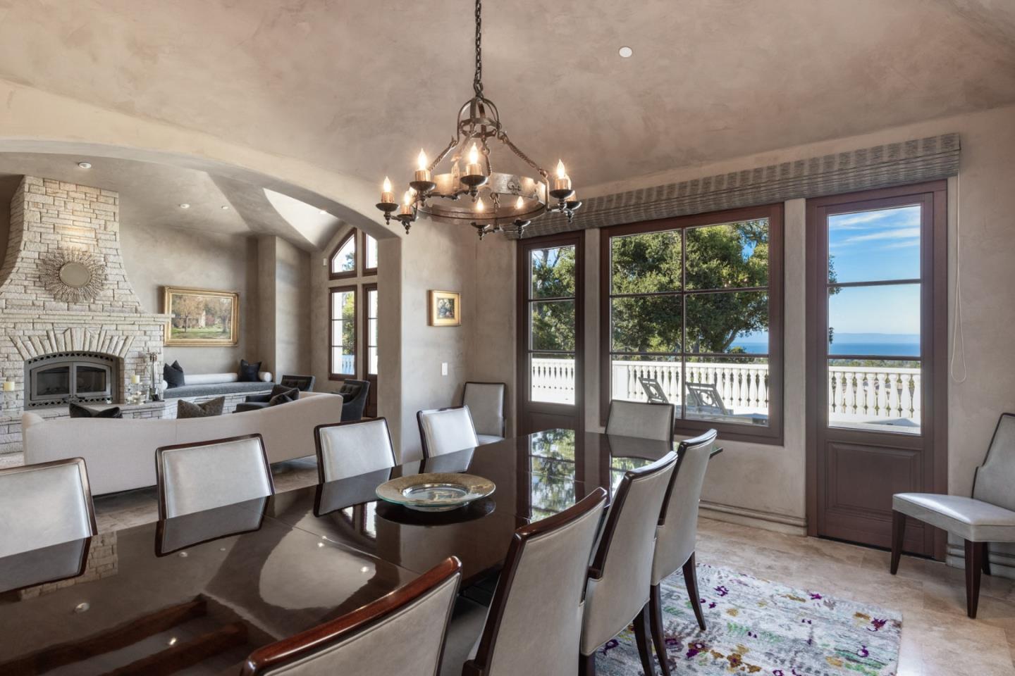 Detail Gallery Image 17 of 48 For 575 Aguajito Rd, Carmel,  CA 93923 - 7 Beds | 5/2 Baths