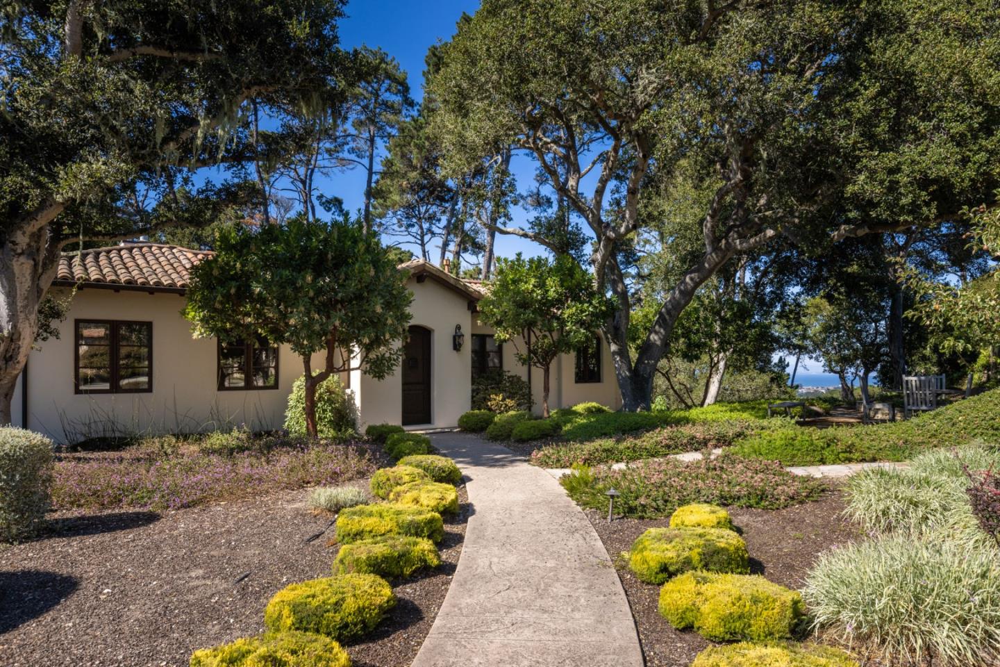 Detail Gallery Image 37 of 48 For 575 Aguajito Rd, Carmel,  CA 93923 - 7 Beds | 5/2 Baths