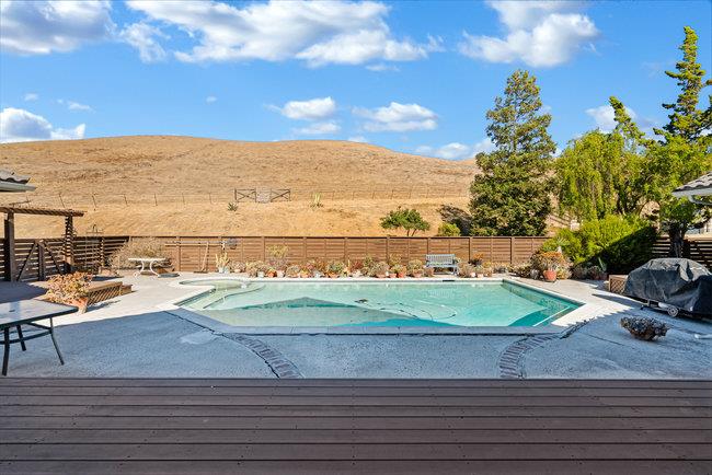 Detail Gallery Image 56 of 88 For 5955 Diablo Hills Rd, Tres Pinos,  CA 95075 - 3 Beds | 2/1 Baths