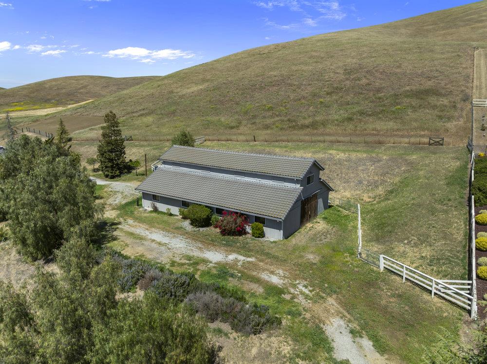 Detail Gallery Image 63 of 91 For 5955 Diablo Hills Rd, Tres Pinos,  CA 95075 - 3 Beds | 2/1 Baths