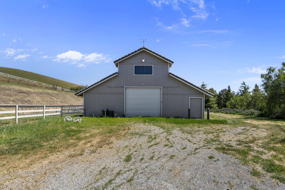 Detail Gallery Image 64 of 91 For 5955 Diablo Hills Rd, Tres Pinos,  CA 95075 - 3 Beds | 2/1 Baths