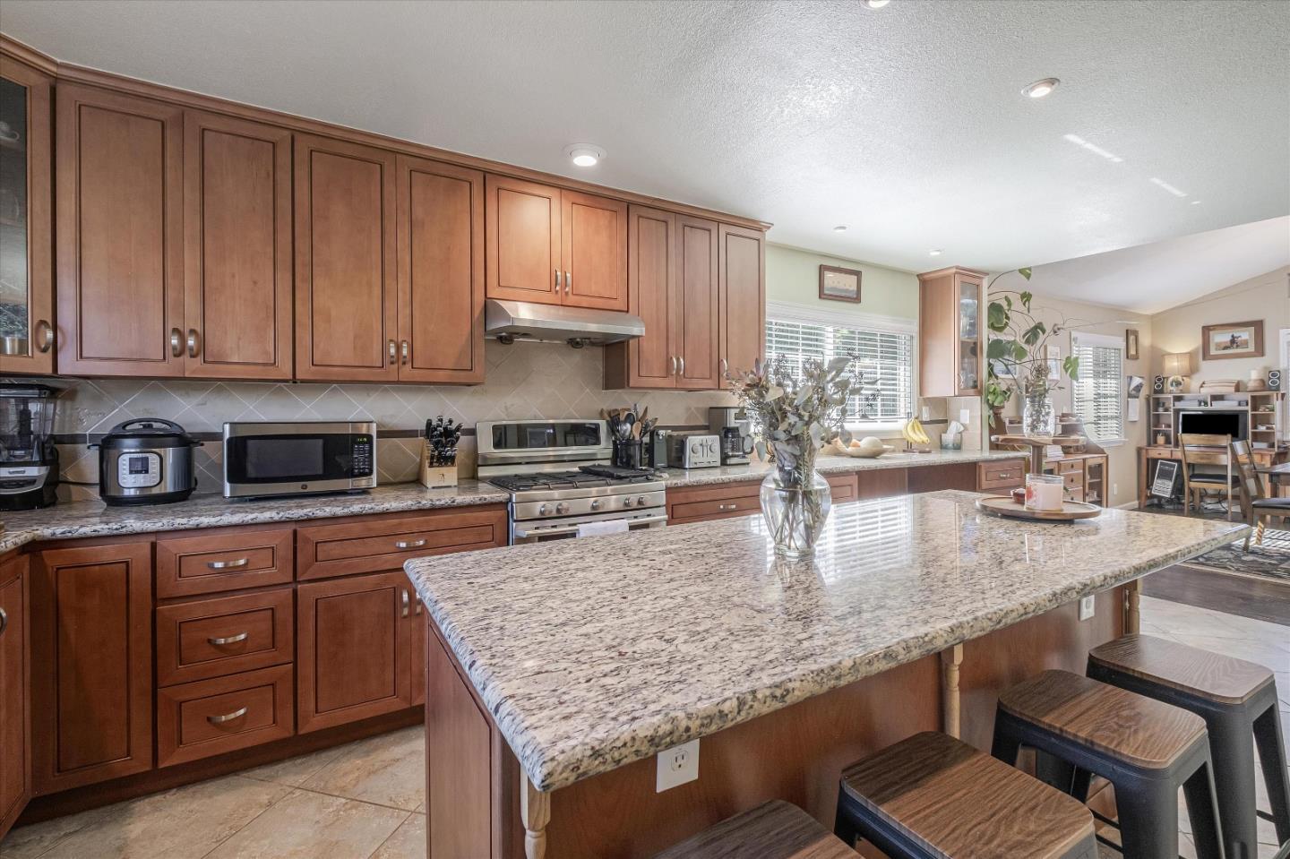 Detail Gallery Image 16 of 40 For 3500 Vienna Dr, Aptos,  CA 95003 - 4 Beds | 2 Baths