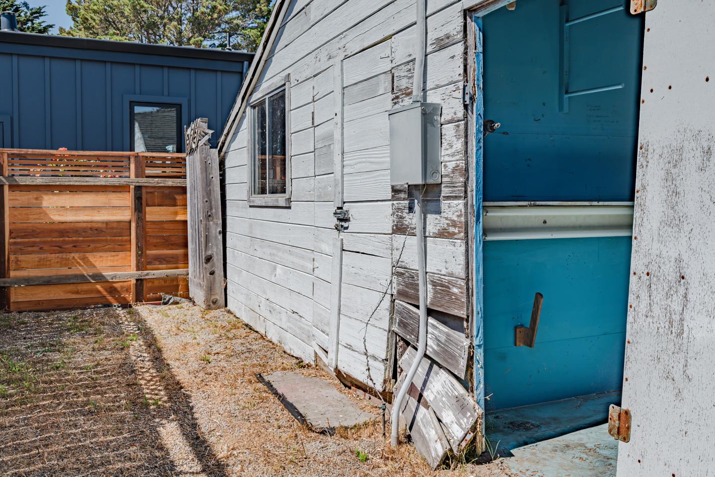 Detail Gallery Image 51 of 70 For 1557-1561 30th Ave, Santa Cruz,  CA 95062 - 2 Beds | 1 Baths