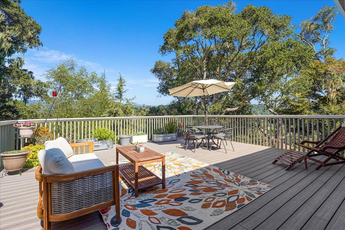 Detail Gallery Image 13 of 40 For 456 Loma Prieta Dr, Aptos,  CA 95003 - 3 Beds | 2 Baths