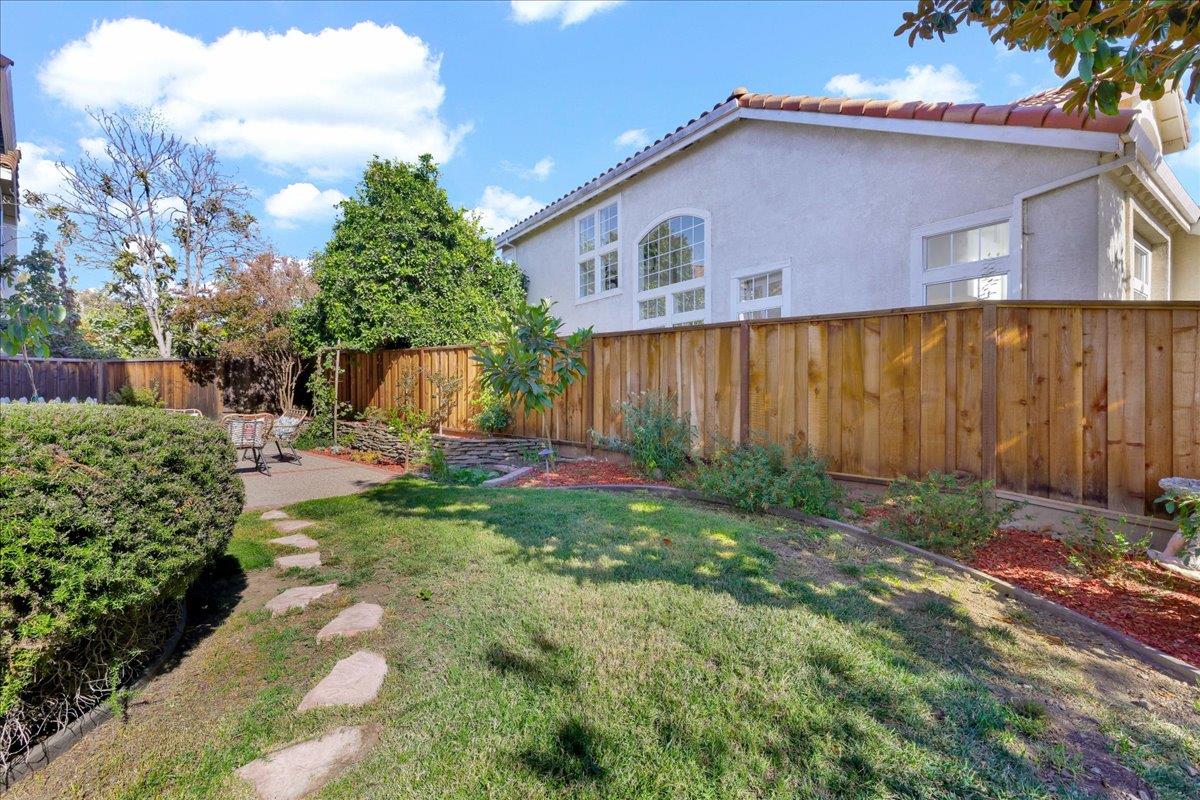 Detail Gallery Image 44 of 58 For 1220 Townsend Park Cir, San Jose,  CA 95131 - 4 Beds | 2/1 Baths