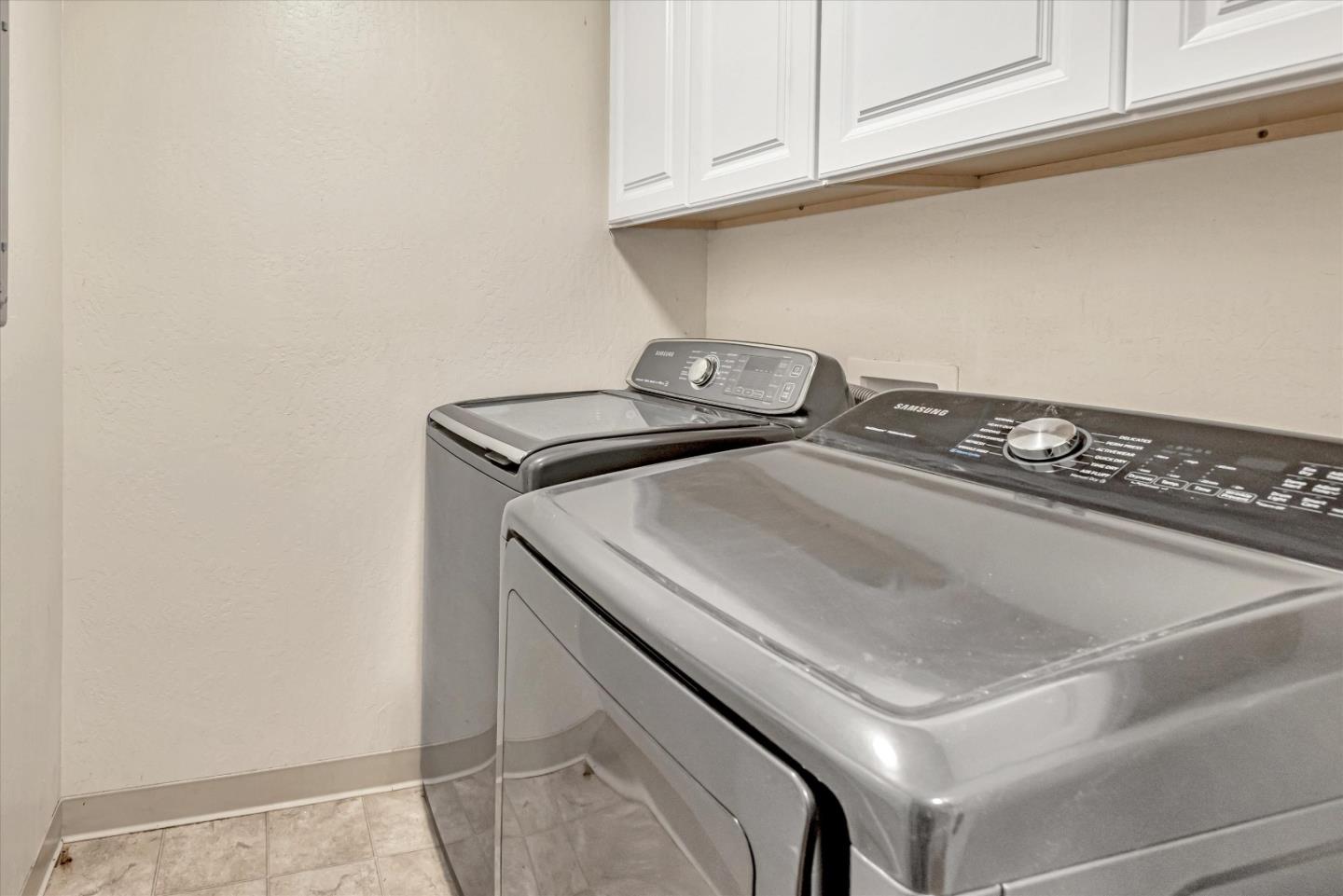 Detail Gallery Image 18 of 23 For 2321 Ticonderoga Dr, San Mateo,  CA 94402 - 2 Beds | 2/1 Baths