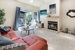 Detail Gallery Image 11 of 21 For 7242 Lotus Way, Aptos,  CA 95003 - 2 Beds | 2/1 Baths