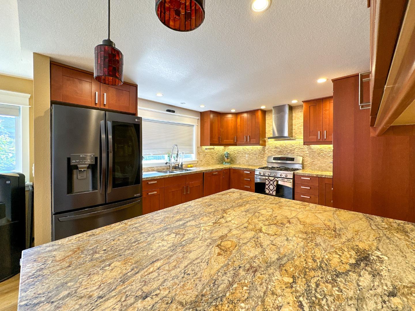 Detail Gallery Image 6 of 22 For 1225 Vienna Dr #981,  Sunnyvale,  CA 94089 - 2 Beds | 2 Baths