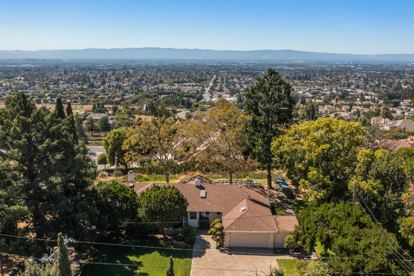 Detail Gallery Image 28 of 43 For 3515 Sierra Rd, San Jose,  CA 95132 - 3 Beds | 3 Baths