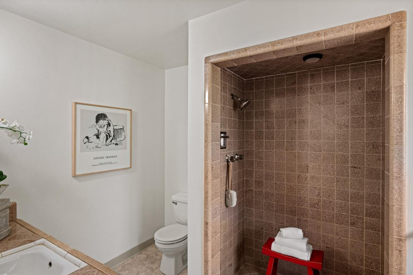 Detail Gallery Image 13 of 26 For 1057 Hellam St, Monterey,  CA 93940 - 3 Beds | 2 Baths