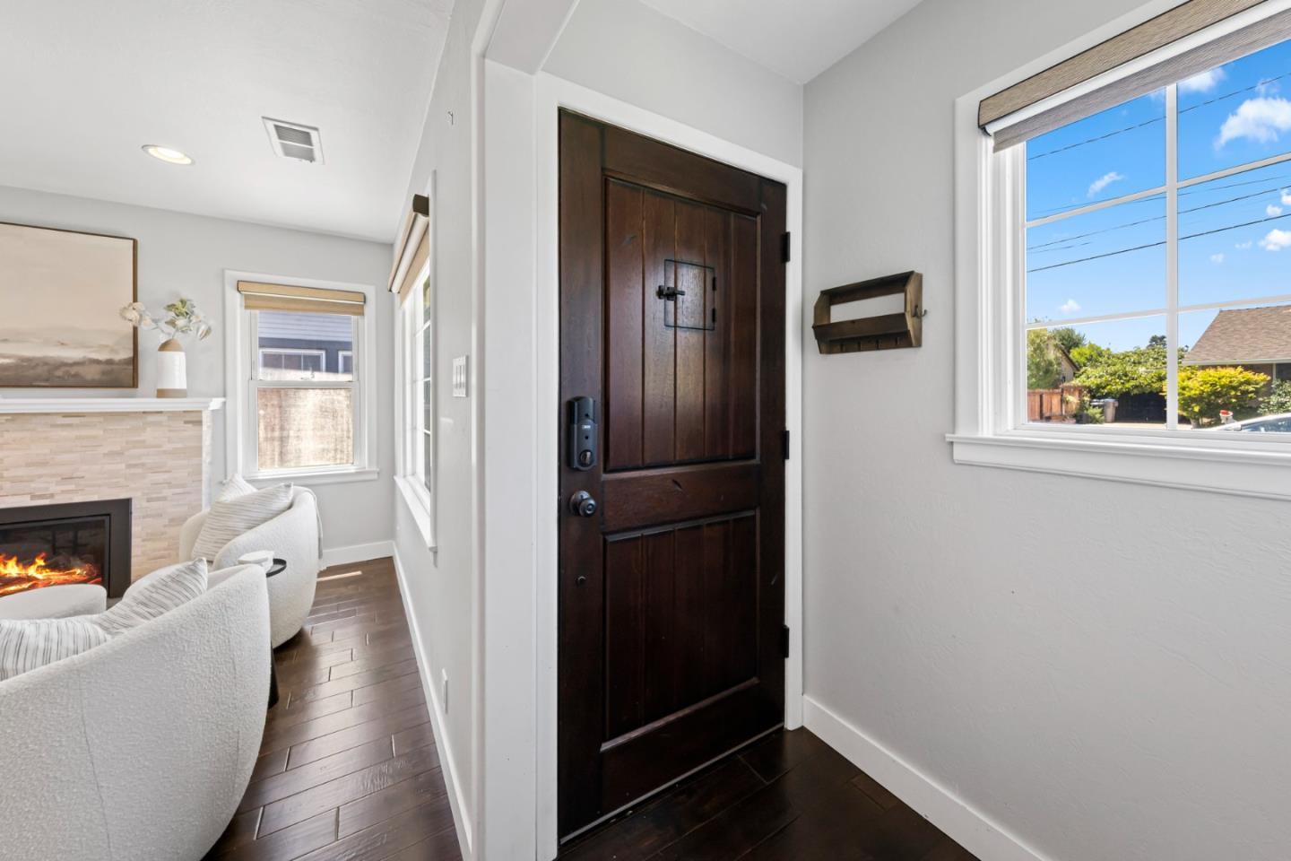 Detail Gallery Image 7 of 29 For 224 Cleaves Ct, San Jose,  CA 95126 - 2 Beds | 2 Baths