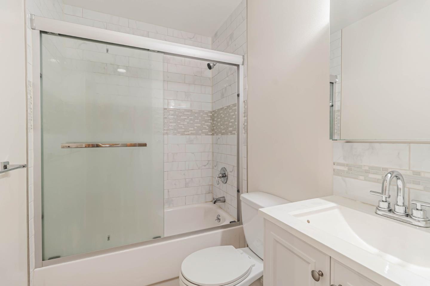 Detail Gallery Image 7 of 15 For 1614 Hudson St #318,  Redwood City,  CA 94061 - 0 Beds | 1 Baths