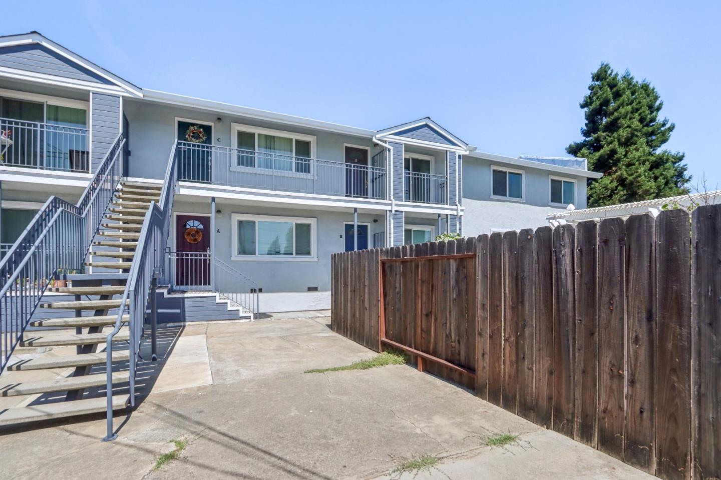 642 Dean Street # D, Hayward, California 94541, 3 Bedrooms Bedrooms, ,2 BathroomsBathrooms,Residential Lease,For Rent,642 Dean Street # D,ML81982300