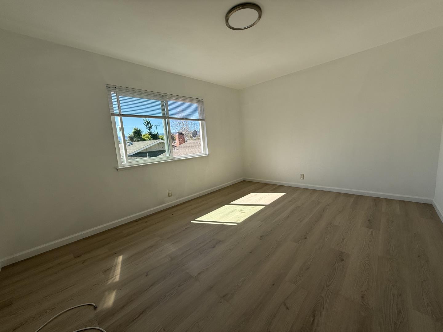 Detail Gallery Image 14 of 15 For 861 Burbank Dr, Santa Clara,  CA 95051 - 2 Beds | 1 Baths