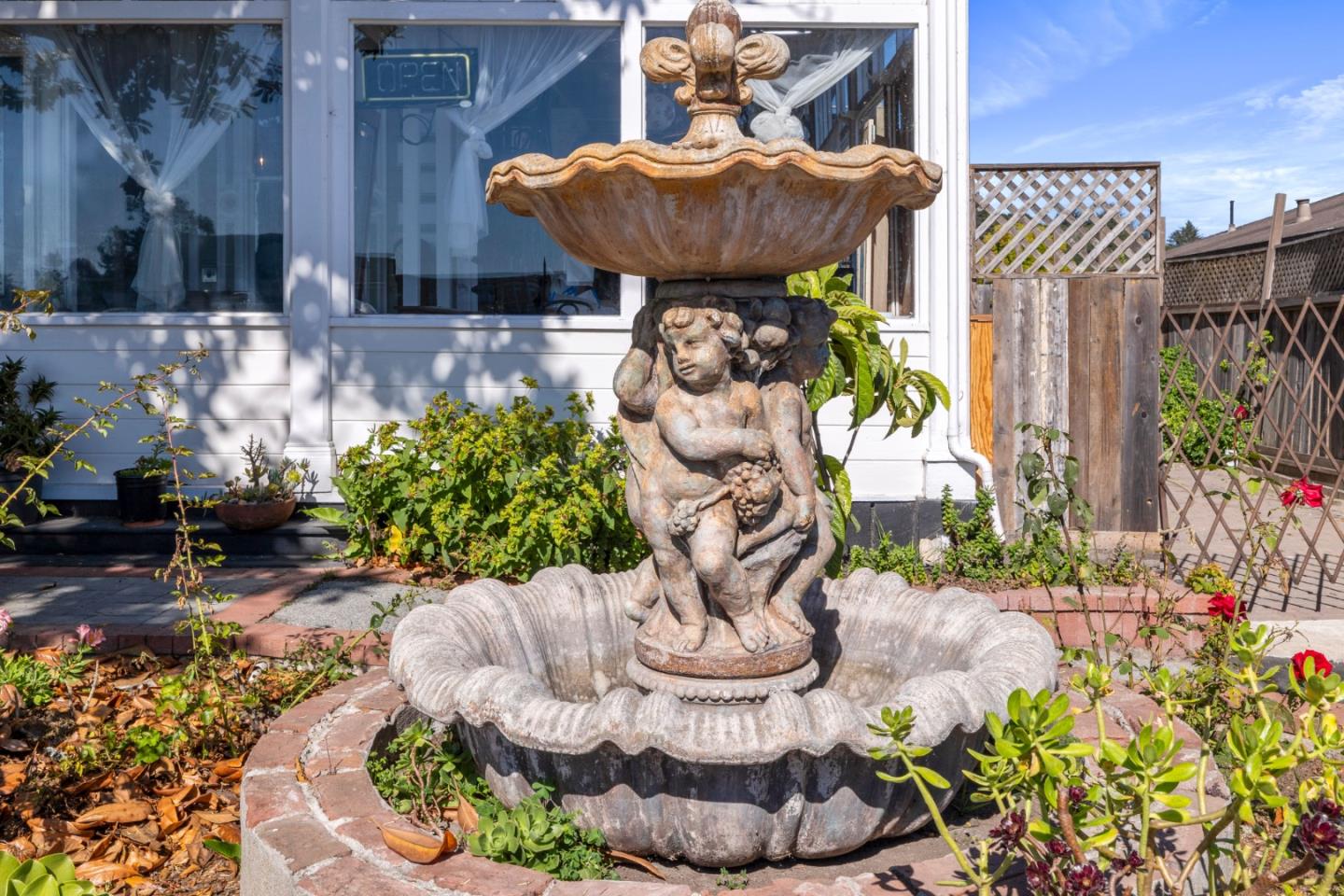 Detail Gallery Image 11 of 74 For 8041 Soquel Dr, Aptos,  CA 95003 - – Beds | – Baths
