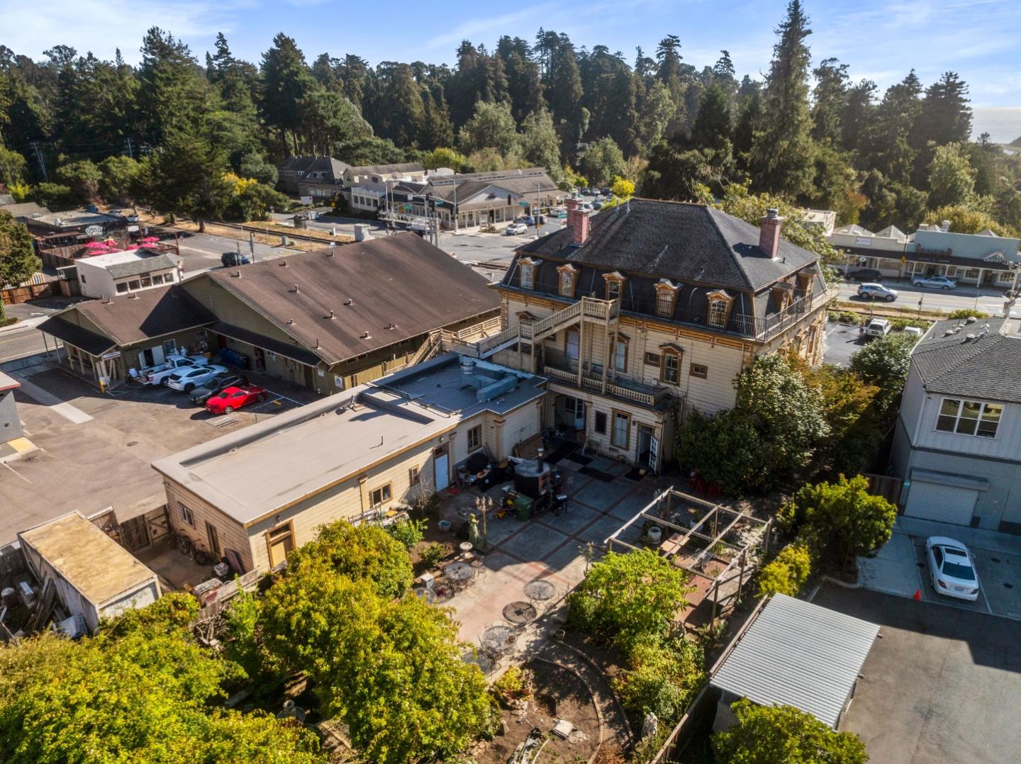 Detail Gallery Image 25 of 74 For 8041 Soquel Dr, Aptos,  CA 95003 - – Beds | – Baths