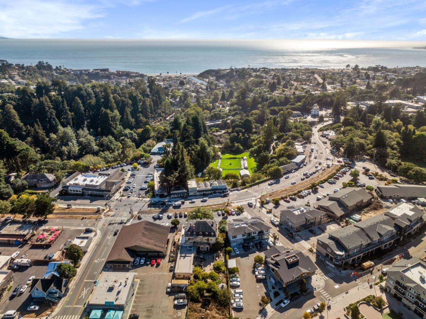 Detail Gallery Image 8 of 74 For 8041 Soquel Dr, Aptos,  CA 95003 - – Beds | – Baths