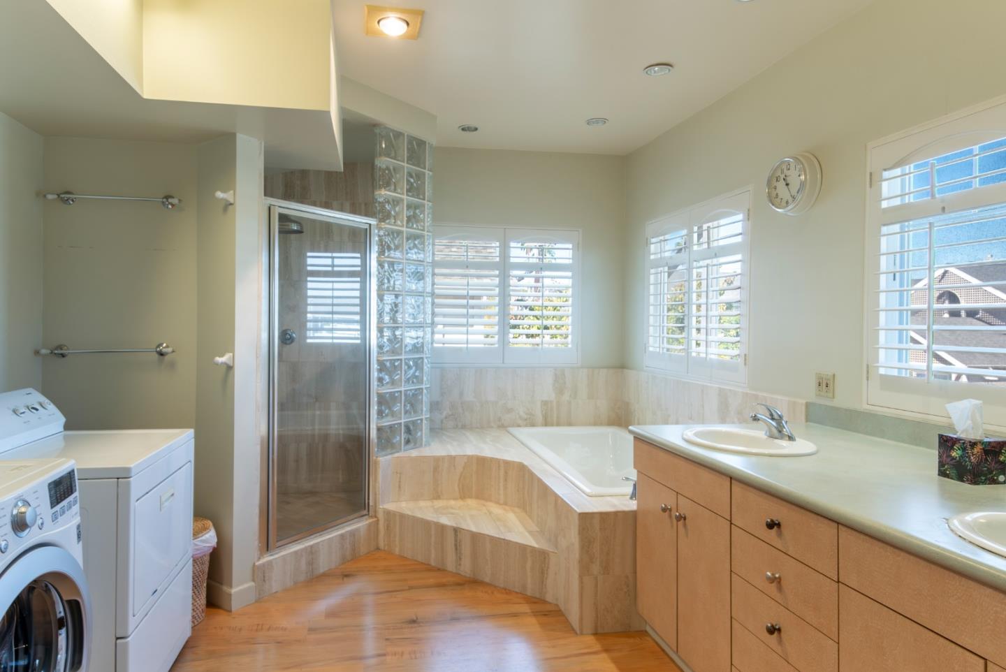 Detail Gallery Image 24 of 44 For 21672 Granada Ave, Cupertino,  CA 95014 - 1 Beds | 1 Baths