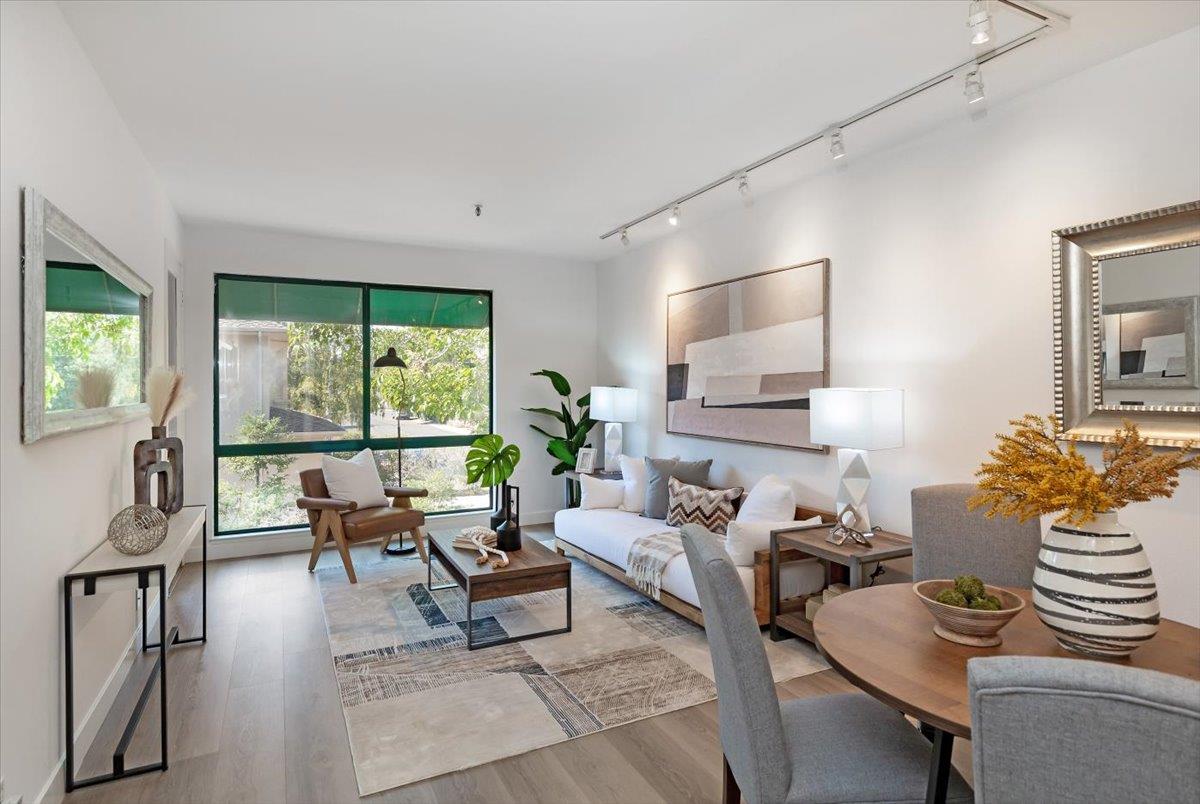 Detail Gallery Image 1 of 26 For 4250 El Camino Real #D234,  Palo Alto,  CA 94306 - 1 Beds | 1 Baths