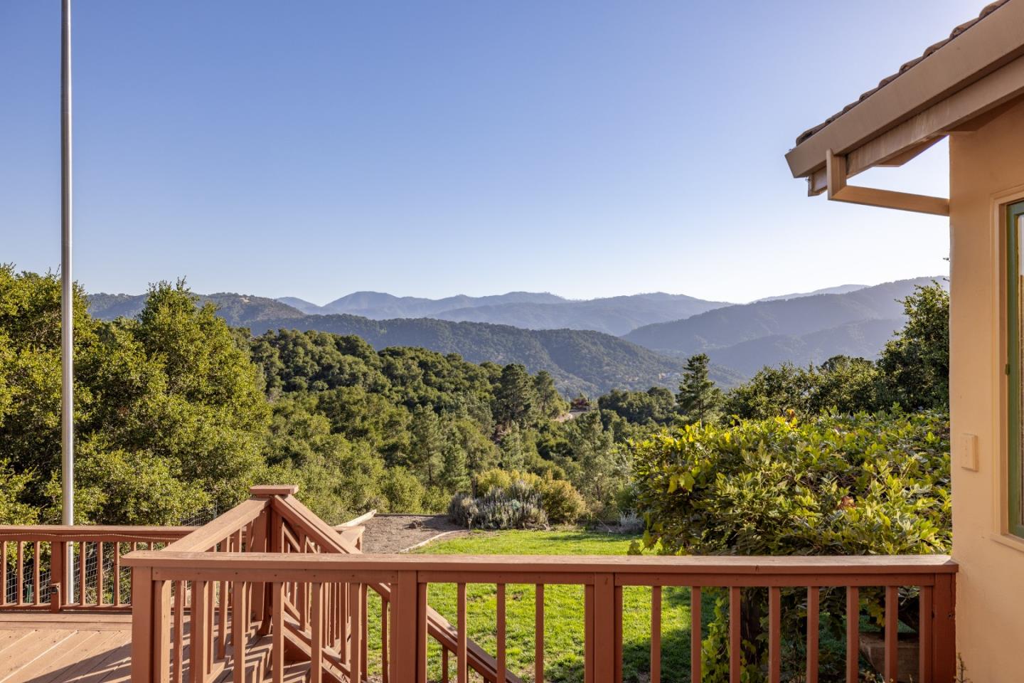 Detail Gallery Image 32 of 46 For 15513 via La Gitana, Carmel Valley,  CA 93924 - 4 Beds | 4/1 Baths