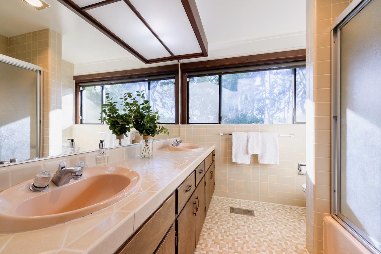 Detail Gallery Image 53 of 99 For 100 Pleasant Heights Dr, Aptos,  CA 95003 - 4 Beds | 4 Baths