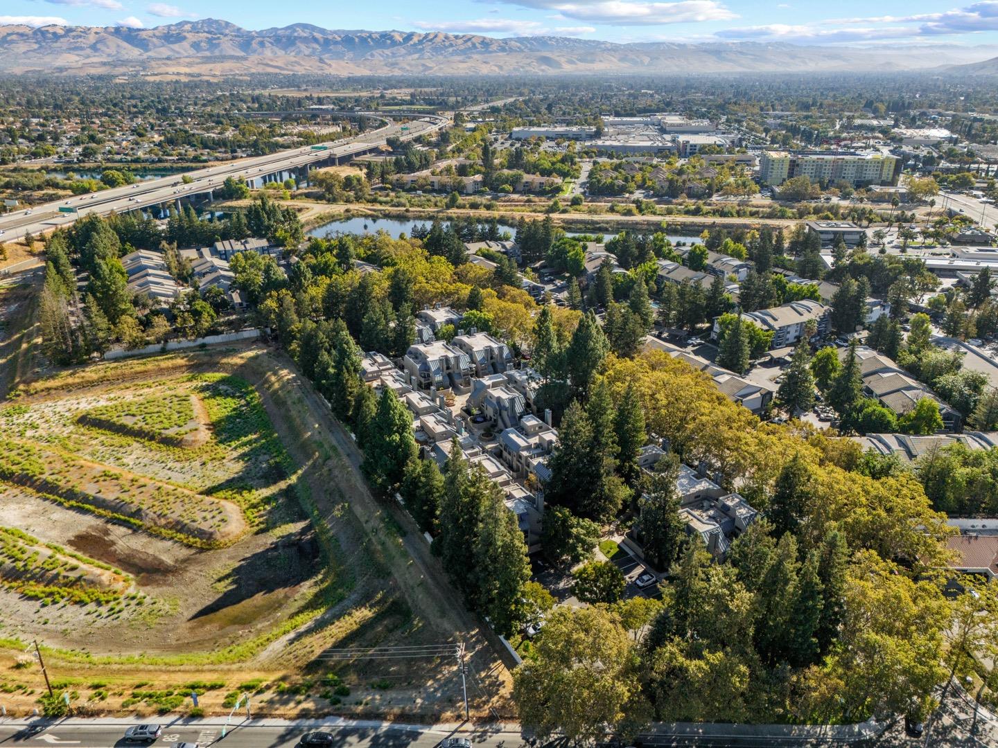 Detail Gallery Image 41 of 46 For 1197 Foxchase Dr, San Jose,  CA 95123 - 2 Beds | 1 Baths