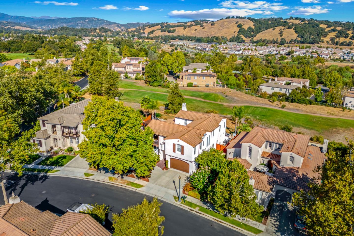 Detail Gallery Image 69 of 73 For 1903 Saint Andrews Cir, Gilroy,  CA 95020 - 4 Beds | 3/1 Baths