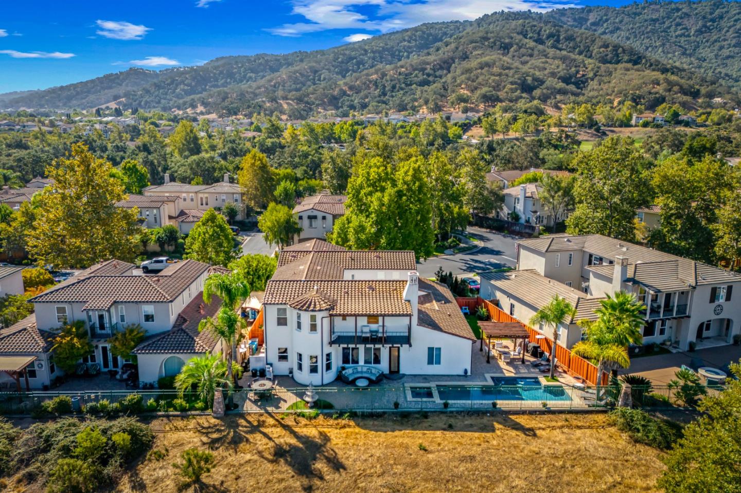 Detail Gallery Image 70 of 73 For 1903 Saint Andrews Cir, Gilroy,  CA 95020 - 4 Beds | 3/1 Baths