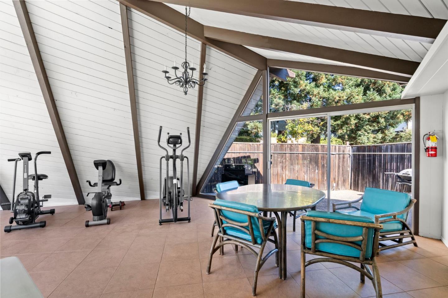 Detail Gallery Image 14 of 18 For 200 Elm St #205,  San Mateo,  CA 94401 - 1 Beds | 1 Baths