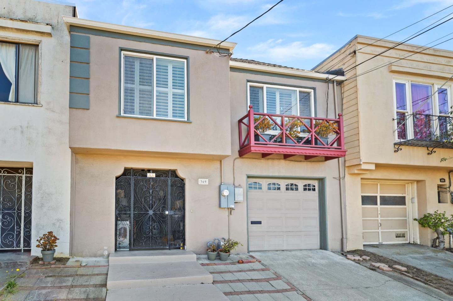 Detail Gallery Image 3 of 29 For 369 Santa Barbara Ave, Daly City,  CA 94014 - 3 Beds | 2 Baths