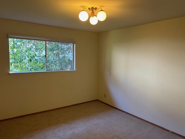 Detail Gallery Image 9 of 12 For 172 44th, San Mateo,  CA 94403 - 3 Beds | 2 Baths