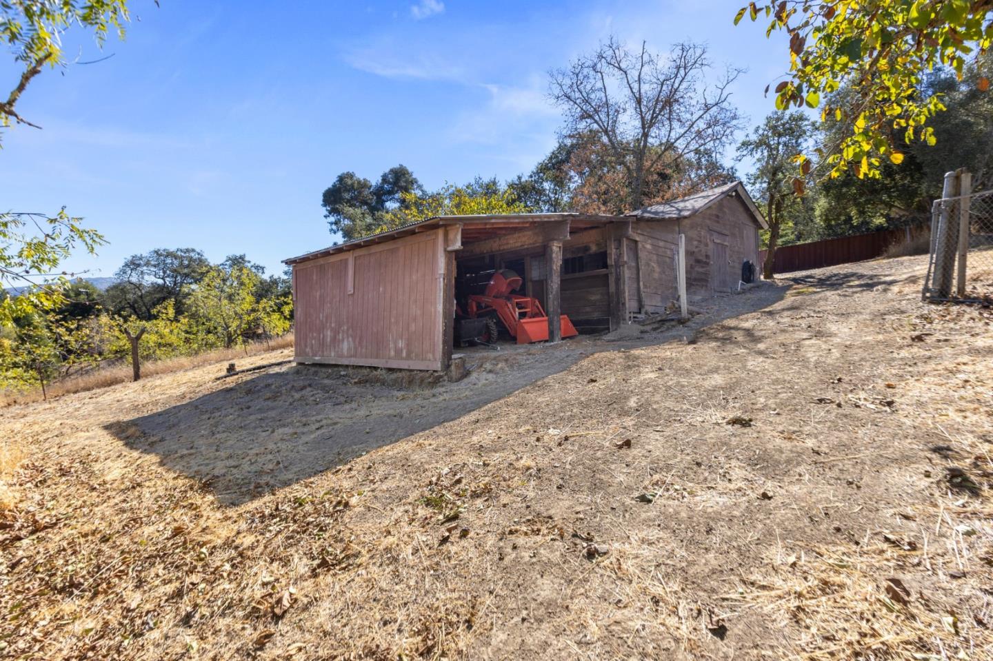 Detail Gallery Image 91 of 109 For 19251 Black Rd, Los Gatos,  CA 95033 - 5 Beds | 3/1 Baths