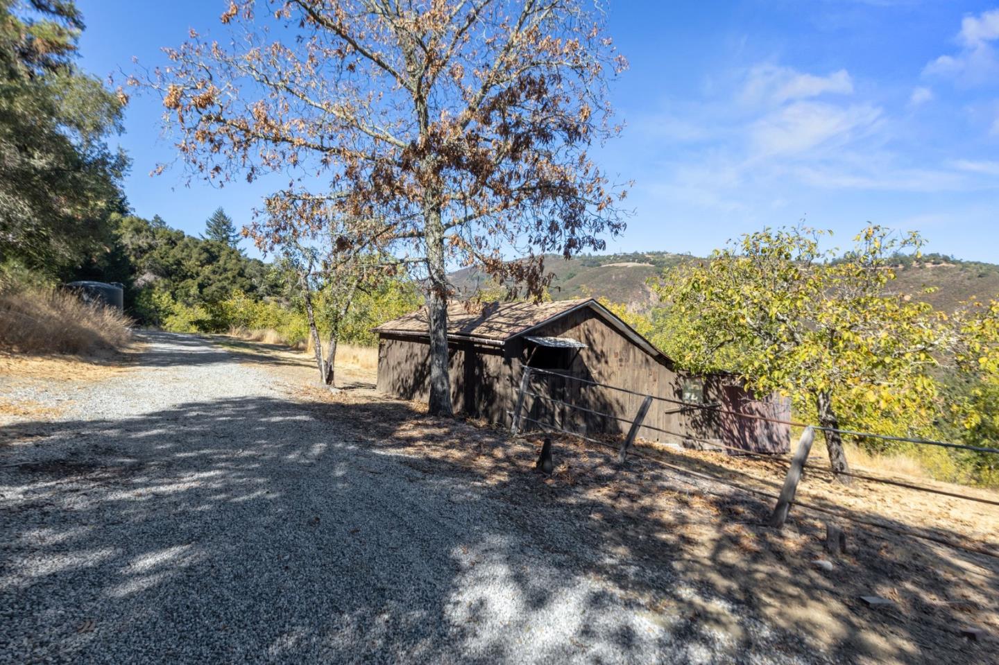 Detail Gallery Image 92 of 109 For 19251 Black Rd, Los Gatos,  CA 95033 - 5 Beds | 3/1 Baths