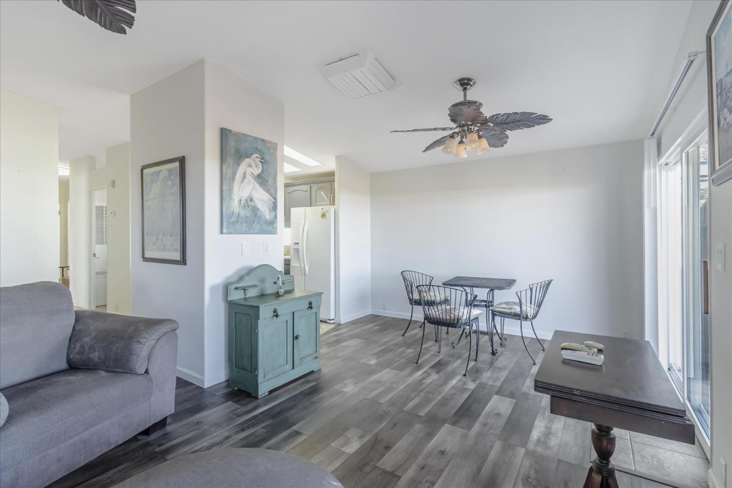 Detail Gallery Image 11 of 29 For 2053 East Bayshore Rd #29,  Redwood City,  CA 94063 - 3 Beds | 2 Baths