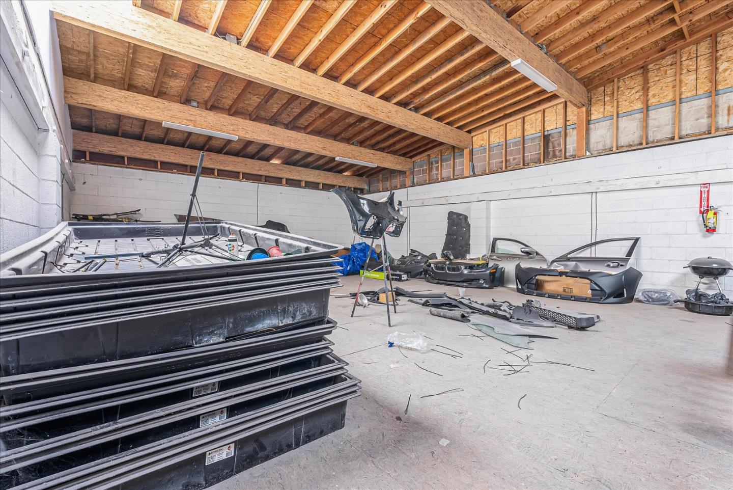 Detail Gallery Image 45 of 53 For 3038 Market St, Oakland,  CA 94608 - – Beds | – Baths