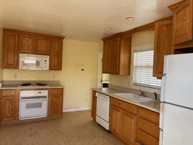 Detail Gallery Image 5 of 12 For 10 6th St, Greenfield,  CA 93927 - 2 Beds | 1 Baths