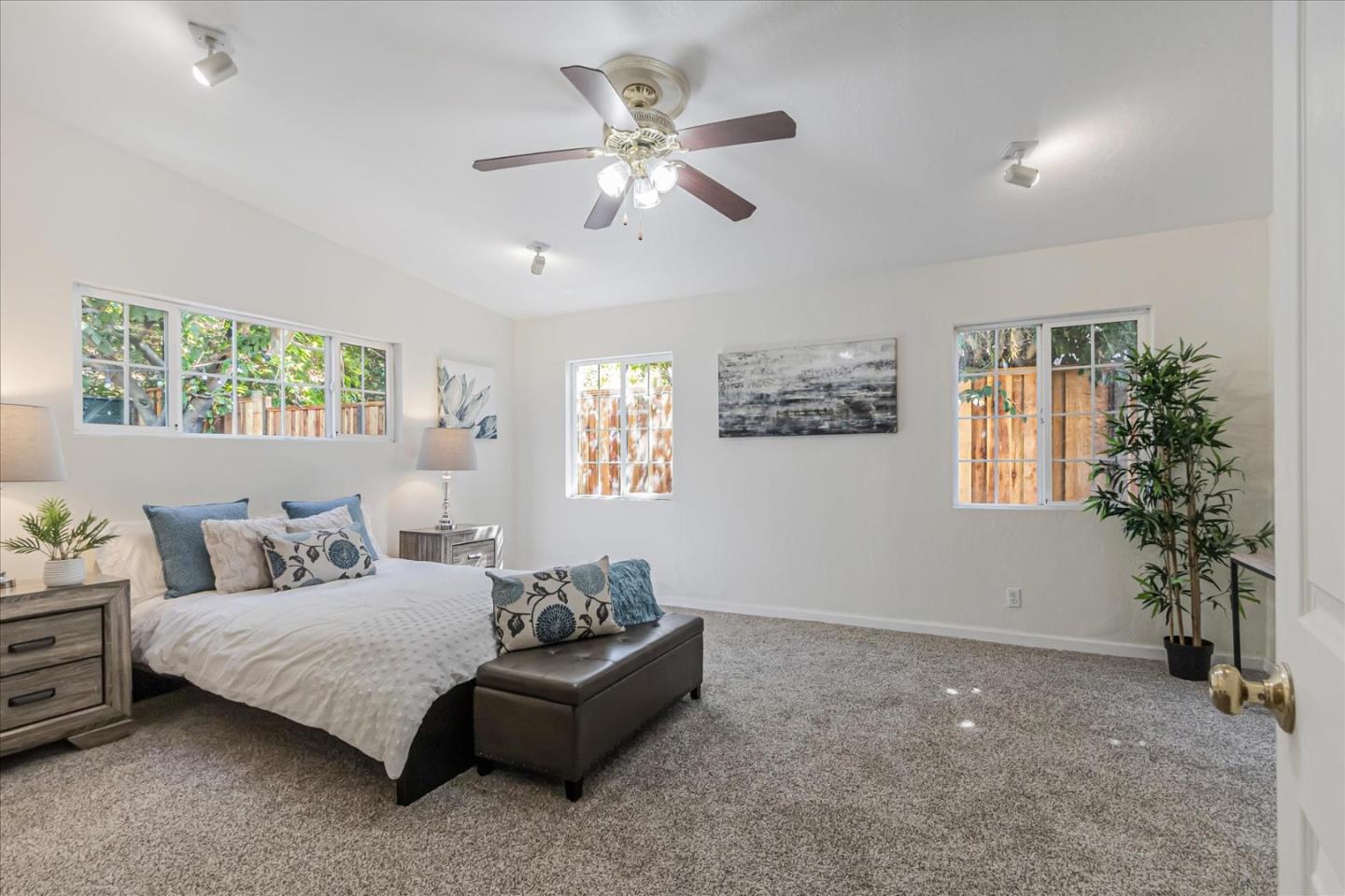 Detail Gallery Image 9 of 30 For 6222 Lean Ave, San Jose,  CA 95123 - 3 Beds | 1 Baths