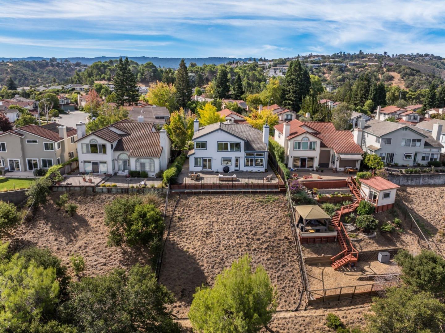 Detail Gallery Image 47 of 52 For 161 Glasgow Ln, San Carlos,  CA 94070 - 4 Beds | 3 Baths