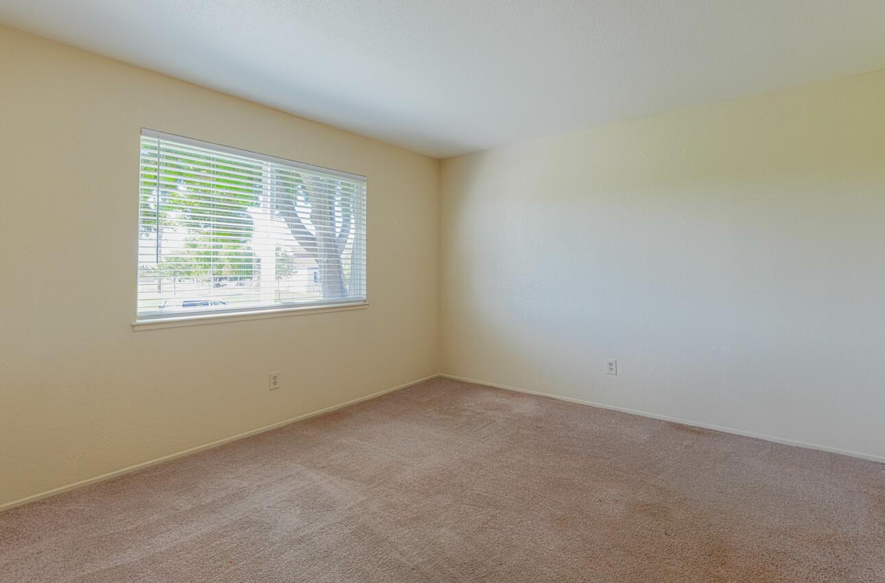 Detail Gallery Image 16 of 29 For 1867 Cherokee Dr #1,  Salinas,  CA 93906 - 1 Beds | 1 Baths