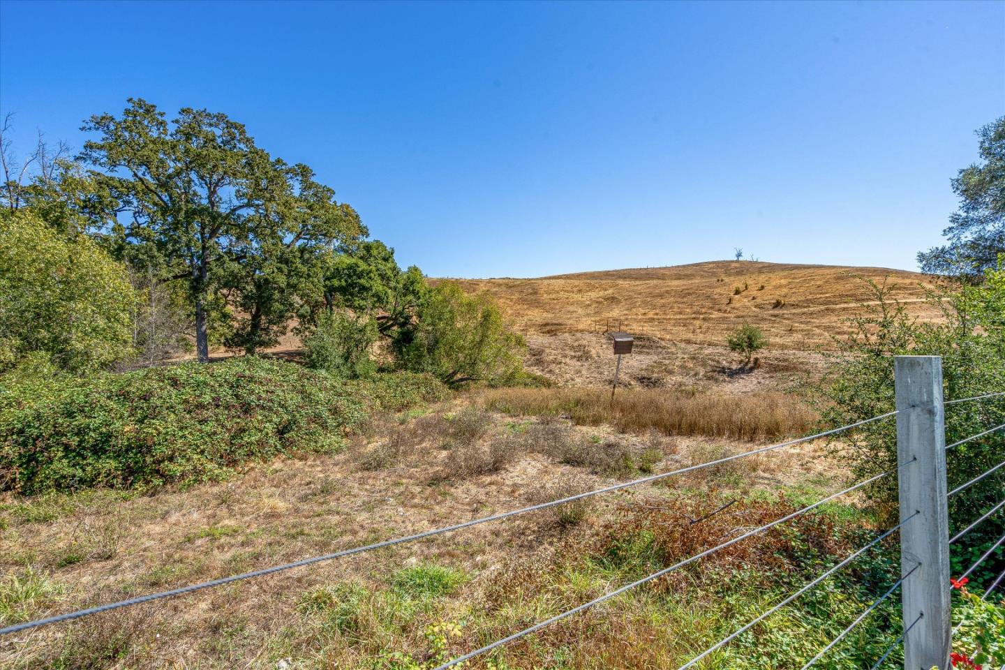 Detail Gallery Image 63 of 71 For 1026 Round Hill Cir, Napa,  CA 94558 - 4 Beds | 2 Baths