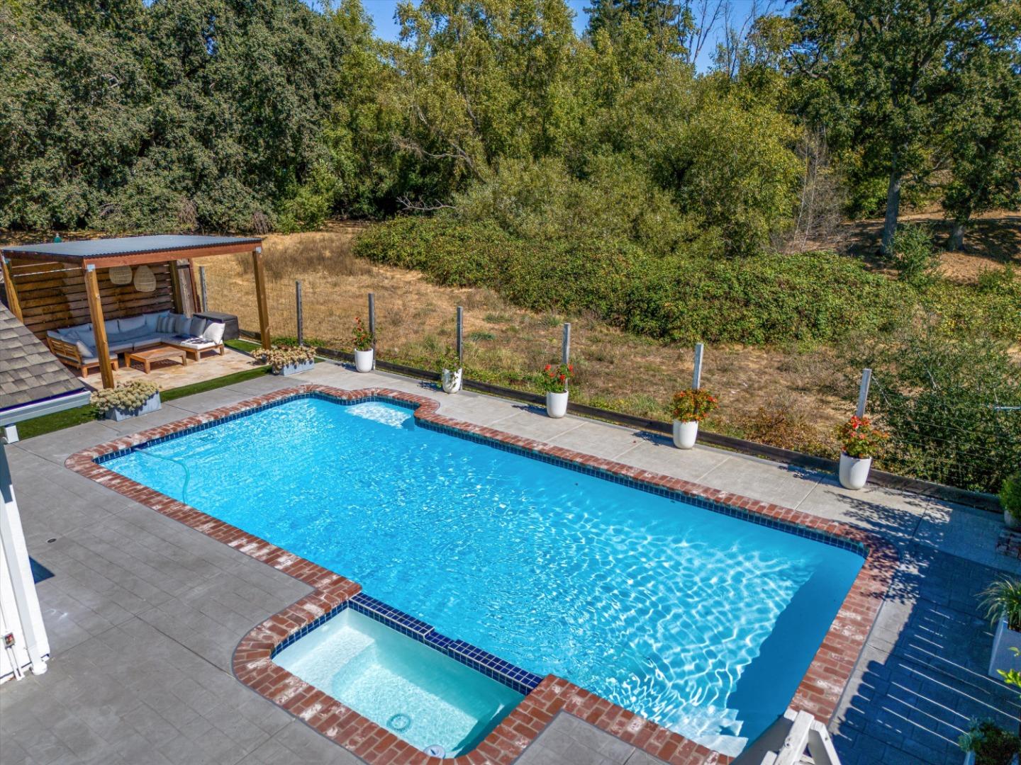 Detail Gallery Image 70 of 71 For 1026 Round Hill Cir, Napa,  CA 94558 - 4 Beds | 2 Baths