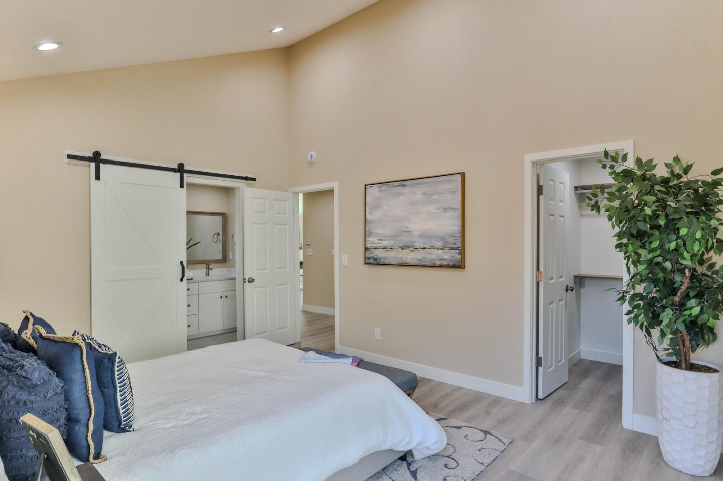 Detail Gallery Image 31 of 65 For 511 Weybridge Dr, San Jose,  CA 95123 - 4 Beds | 3/1 Baths